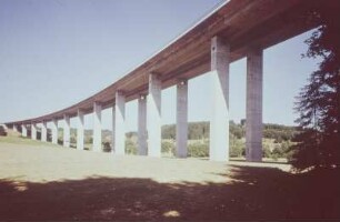 Talbrücke, Unterrieden