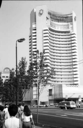 Bukarest: Hotel Intrcontinental vom Boulevard Nicolai Balcescu