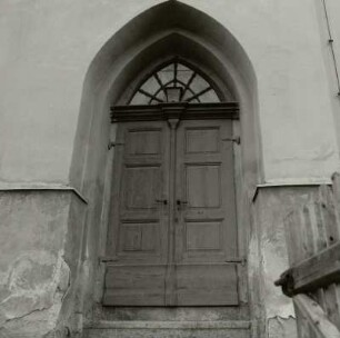 Lengenfeld-Plohn. Marienkirche (1861, 1958 Restaurierung). Westportal