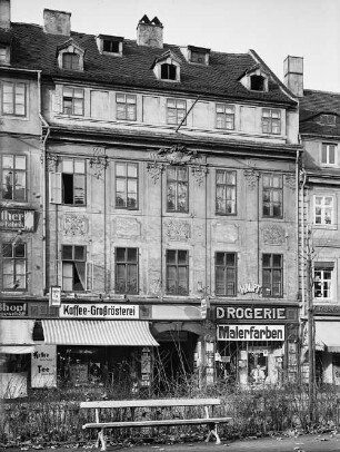 Dresden-Neustadt, Hauptstraße 10. Wohnhaus mit Läden (18. Jahrhundert). Straßenansicht
