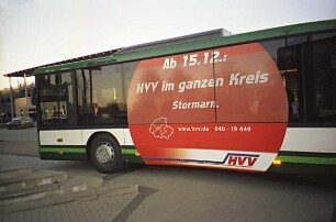 Hamburger Verkehrsverbund: Informationsveranstaltung zur Eingliederung des gesamten Kreises in das HVV-Gebiet vor dem Gebäude F (Mommsenstraße 14)