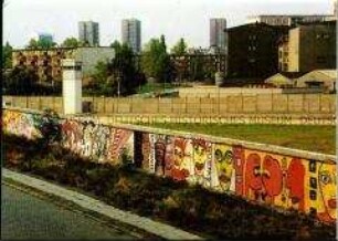 Bemalte Berliner Mauer an der Waldemarstraße