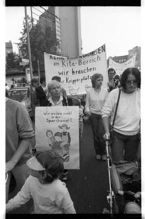 Kleinbildnegativ: Protests gegen Kita-Kürzungen, 1983