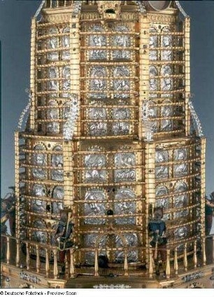 Kugellaufuhr : Kugellaufuhr. Messing, Silber, z. T. vergoldet, Stahl, Holz Bergkristall; H. 111,8 cm (um 1600; H. Schlottheim). Dresden: Grünes Gewölbe V 140. Teilansicht