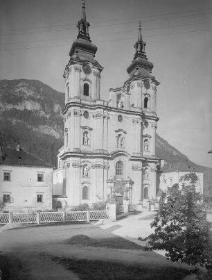 Ehemals Stiftskirche & Pfarrkirche Mariae Himmelfahrt