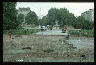 Diapositiv: Oranienplatz, Erkelenzdamm, 1984