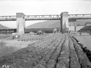 Baustelle Sohlstabilisierung Unterwasser Wehr Wieblingen