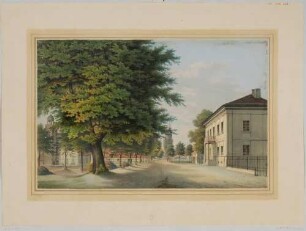 Straße mit Wirtschaftsgebäuden mit Turm und Wohnhaus mit Balkon an einer der Ausfallstraßen vor Dresden