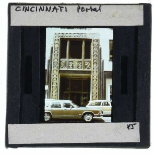 Cincinnati, Carew Tower : Eingang