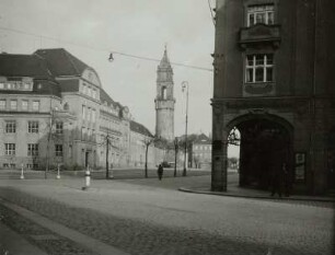 Bautzen, Kornmarkt mit Museum, Blick nach Norden gegen Reichenturm