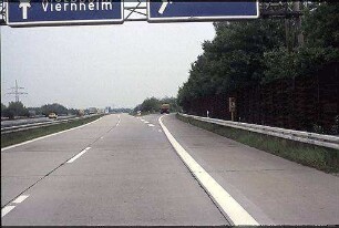 Einfahrt in Tangente Südost (Heidelberg Richtung Weinheim) von Nebenfahrbahn Ost (Heidelberg Richtung Frankfurt)