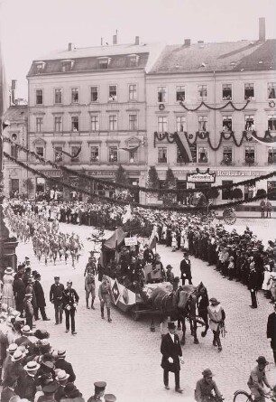 Jubiläum zum 100. Jahrestag der Befreiungskriege von 1813/15 in Bautzen : Bautzen, Festumzug in der Goschwitzstraße