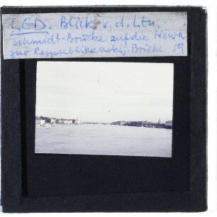 St. Petersburg, Neva gegen Osten,St. Petersburg, Palast-Brücke (ehem. Republikanische Brücke)