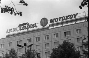 Berlin-Mitte : In Berlin-Mitte, Karl-Marx-Allee, denkmalsgeschützt