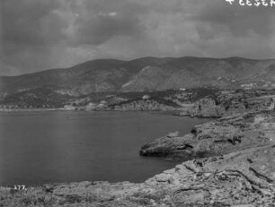 Bucht auf Mallorca : Blick auf eine Bucht auf Mallorca, vermutlich die Cala Major nahe Palma de Mallorca