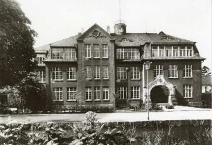 Wall 6, Schule am Wall, Detmold. Lyceum, Mädchenschule, Stadtgymnasium, Realschule, VHS, Standesamt