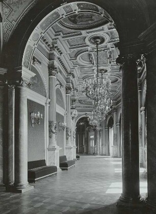 Dresden-Altstadt, Semperoper, Inneres, Foyer