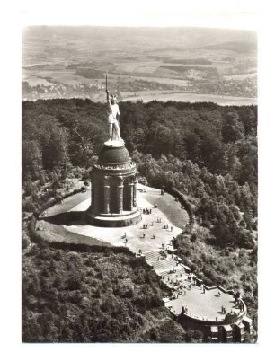 Hermannsdenkmal. Hiddesen