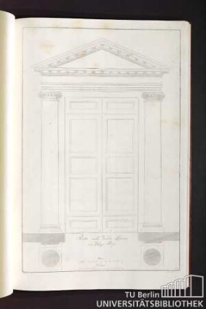 Porta nella vecchia libreria ora Palazzo Regio