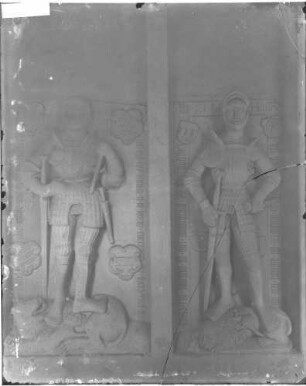 Schöntal Kloster Schöntal Kreuzgang Grabplatte links Philipp von Berlichingen (gestorben 1534), rechts Hans Philipp von Berlichingen (gestorben 1541)