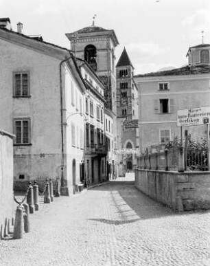 Schweiz, Poschiavo : Blick zur Stiftskirche St. Viktor