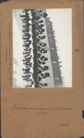 Österreichische Leibgarde-Reiter-Eskadron unter Rittmeister Graf Erbach-Fürstenau im Leichenzuge