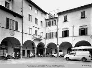 Piazza delle Vettovaglie, Pisa