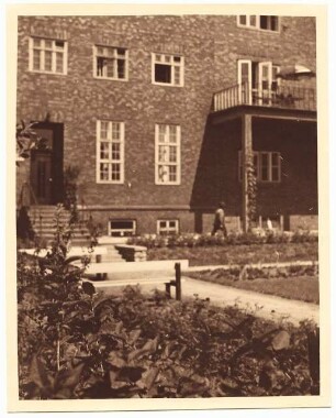 Marktplatz, Hindenburg: Gärten des Kamillianer-Ordens am Marktplatz