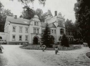 Ehemaliges Herrenhaus
