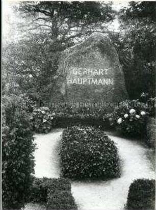 Das Grab Gerhart Hauptmanns in Kloster auf Hiddensee