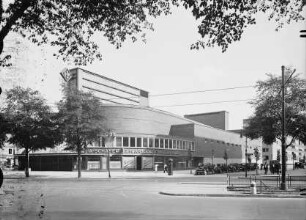 Universum-Lichtspielhaus
