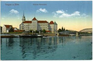 Torgau. Schloss Hartenfels, Brücke , Elbe mit Schlepper