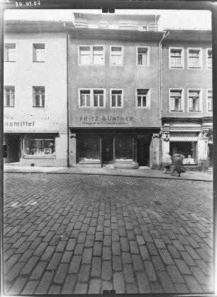 Meißen-Altstadt, Willy-Anker-Straße (Elbstraße) 5. Wohnhaus mit Laden (16. Jh.). Straßenfront