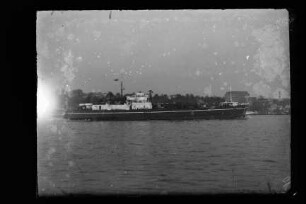 Empire Baltic (1945), MOT, London