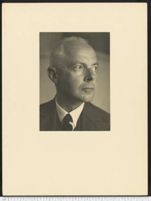 Porträtaufnahme Béla Bartók