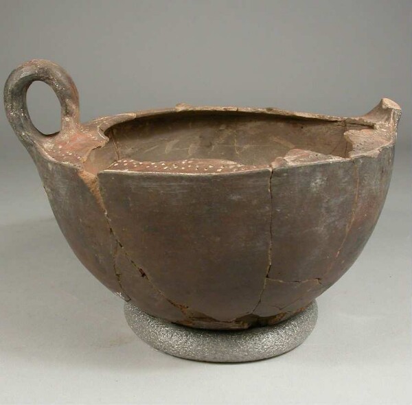 Clay vessel