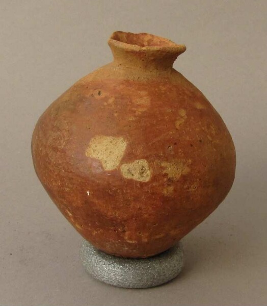 Clay vessel