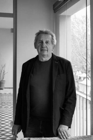 Benedikt Dyrlich (*1950) in Dresden; sorbisch-deutscher Lyriker und Publizist