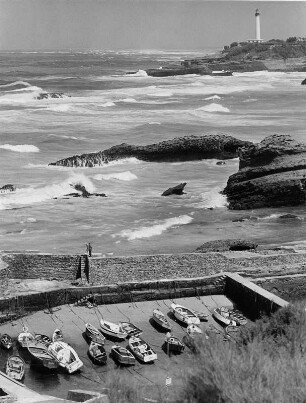 Frankreich. Hafenmole in Biarritz