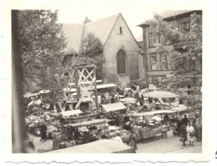 Donopbrunnen. Detmold, Marktplatz. Wiederaufstellung der Nymphe auf den Donopbrunnen. Sammlung Gudrun Frost