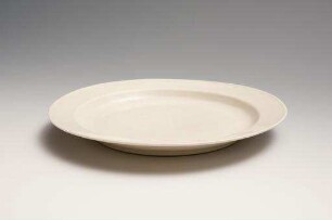 Modellnummer 1382 elfenbein (Teller)