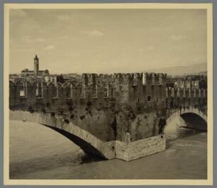 Blick auf die Ponte Scaligero, Verona