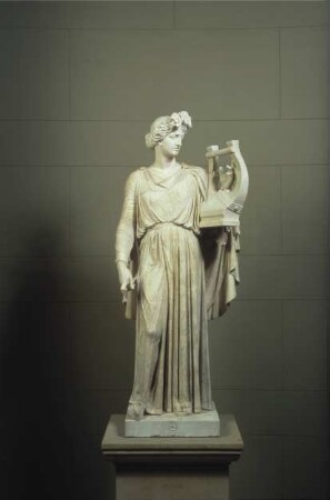 Apollo als Kitharaspieler und Anführer der Musen ("Apollon Kitharoedos")