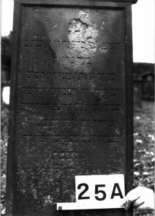 Grabstein A I/8/25A