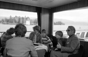 31. Tagung 1981 (29.6.-3.7.) Mediziner; Pressekonferenz: Familie, ?