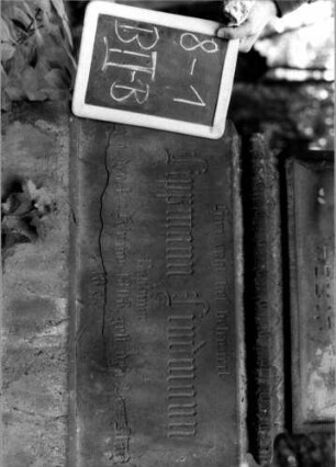 Grabstein B II B/8/1 (Detailaufnahme 1)