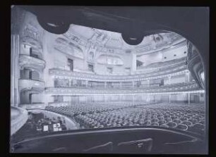 Centraltheater, Chemnitz: Ansicht Zuschauerraum (Negativ zu Inv. Nr. TBS 085,13)