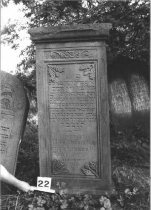Grabstein 22