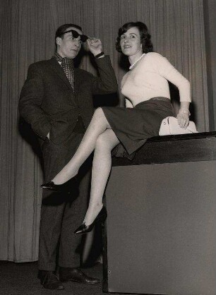 Bis hierher und so weiter: Kurt Noack, Annemarie Hensel (Schiefe Bühne, Lutherstraße)
