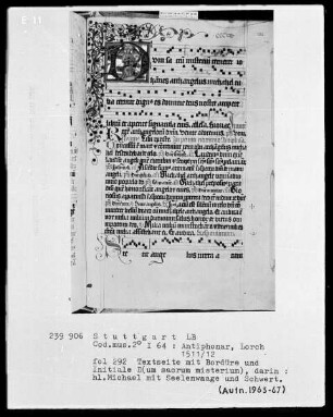 Antiphonarium (Benediktinerhandschrift) — Initiale D (um sacrum misterium) mit dem Erzengel Michael, Folio 292recto